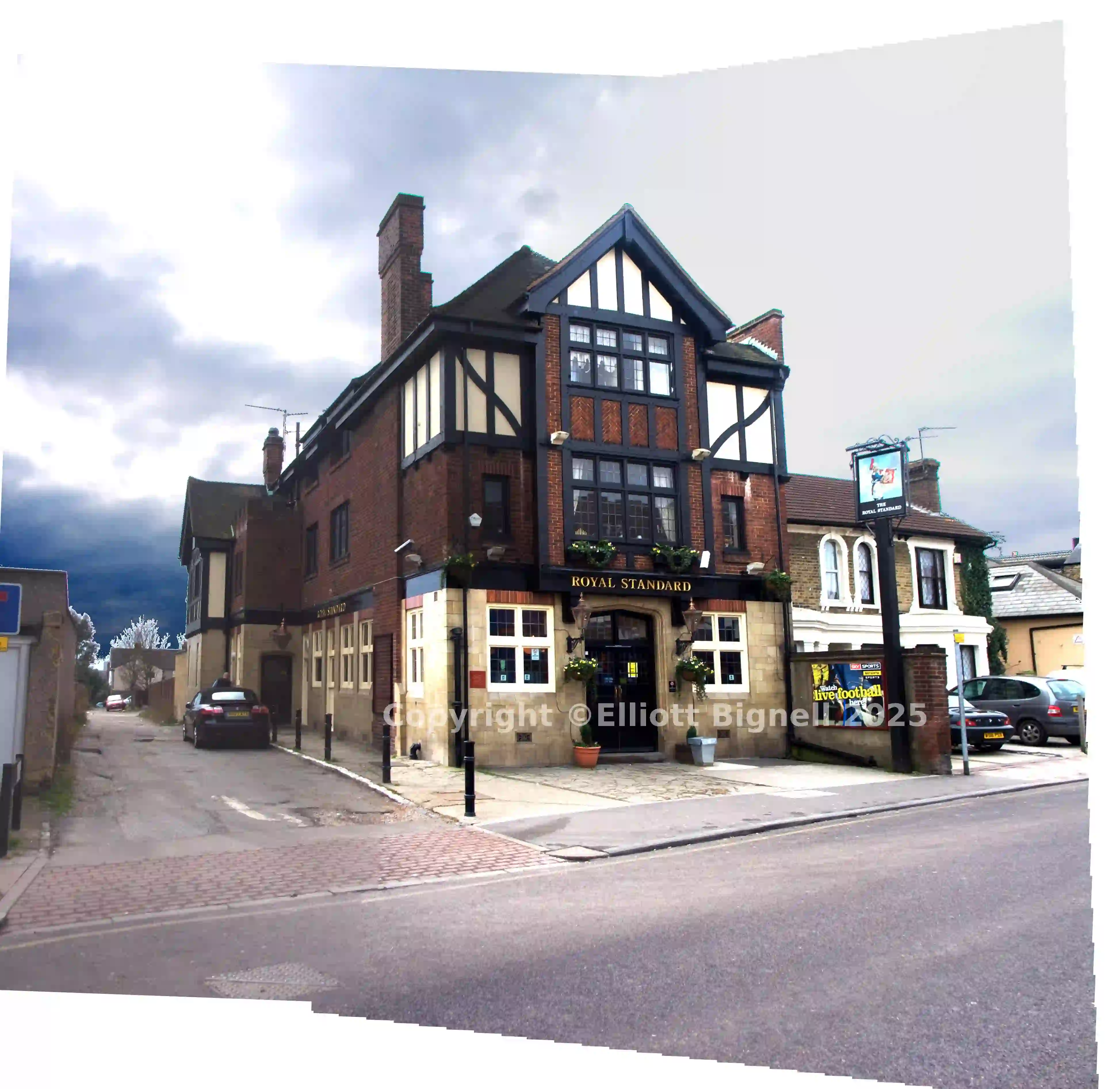 Royal Standard 2.jpg